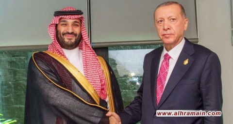 بعيدًا عن عدسات الصحفيين.. أردوغان يلتقي ولي العهد السعودي للتباحث في المستجدات الإقليمية والدولية واستعراض العلاقات