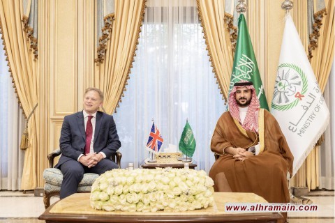  مباحثات سعودية بريطانية حول جهود احتواء “التصعيد” بالمنطقة