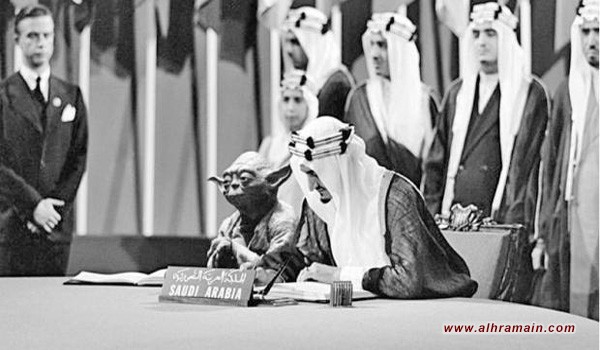 إقالة مسؤول سعودي بسبب صورة لإحدى شخصيات حرب النجوم بجوار ملك راحل
