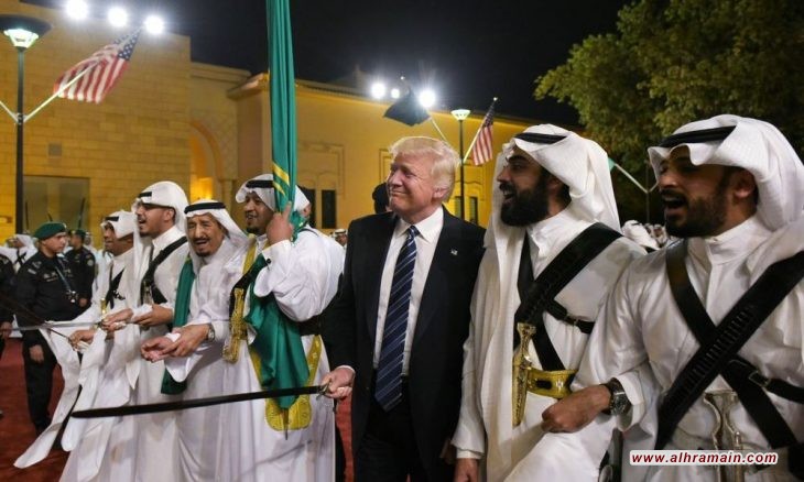“بلومبيرغ”: على السعوديين الحذر فحليفهم هو واشنطن وليس ترامب