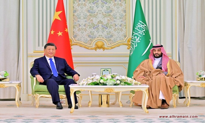 ستريت جورنال: السعودية تدرس عرضا صينيا لبناء محطة نووية قرب الحدود القطرية