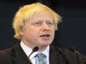 وزير الخارجية البريطاني يصل السعودية لبحث الأزمة مع قطر 