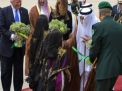 السعودية تعمى عن عداء ترامب للإسلام وتدفع “جزية” لمواجهة إيران و”حزب الله”