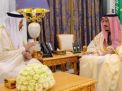 جدول أعمال القمة وحل الخلاف مع قطر محور لقاء الملك سلمان والزياني