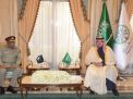 السعودية وباكستان تبحثان تطوير التعاون العسكري