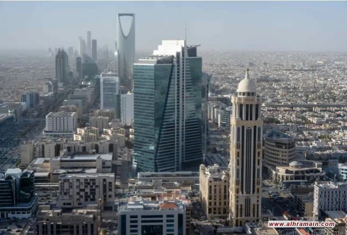 محللون أميركيون: إنفاق الرياض على تلميع الصورة يتحول إلى عبء ويستنزف المال العام