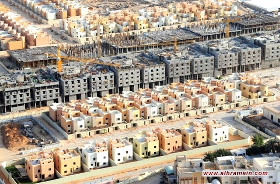 رسوم جديدة تفاقم أزمة السكن وتزيد الأعباء على المواطنين