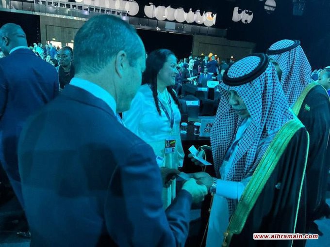 وزير الصناعة الصهيوني يلتقي مع وزير سعودي في الإمارات