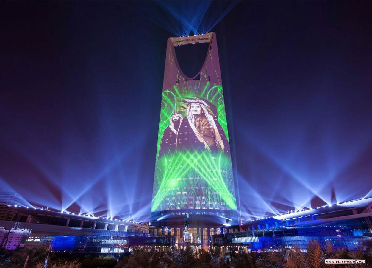 كوميديون أميركيون: طلب منا ألا نتعرض لآل سعود في الرياض