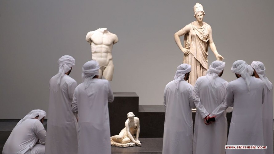 دبلوماسية ثقافية مزيفة: عن سباق الإمارات والسعودية في بناء المتاحف