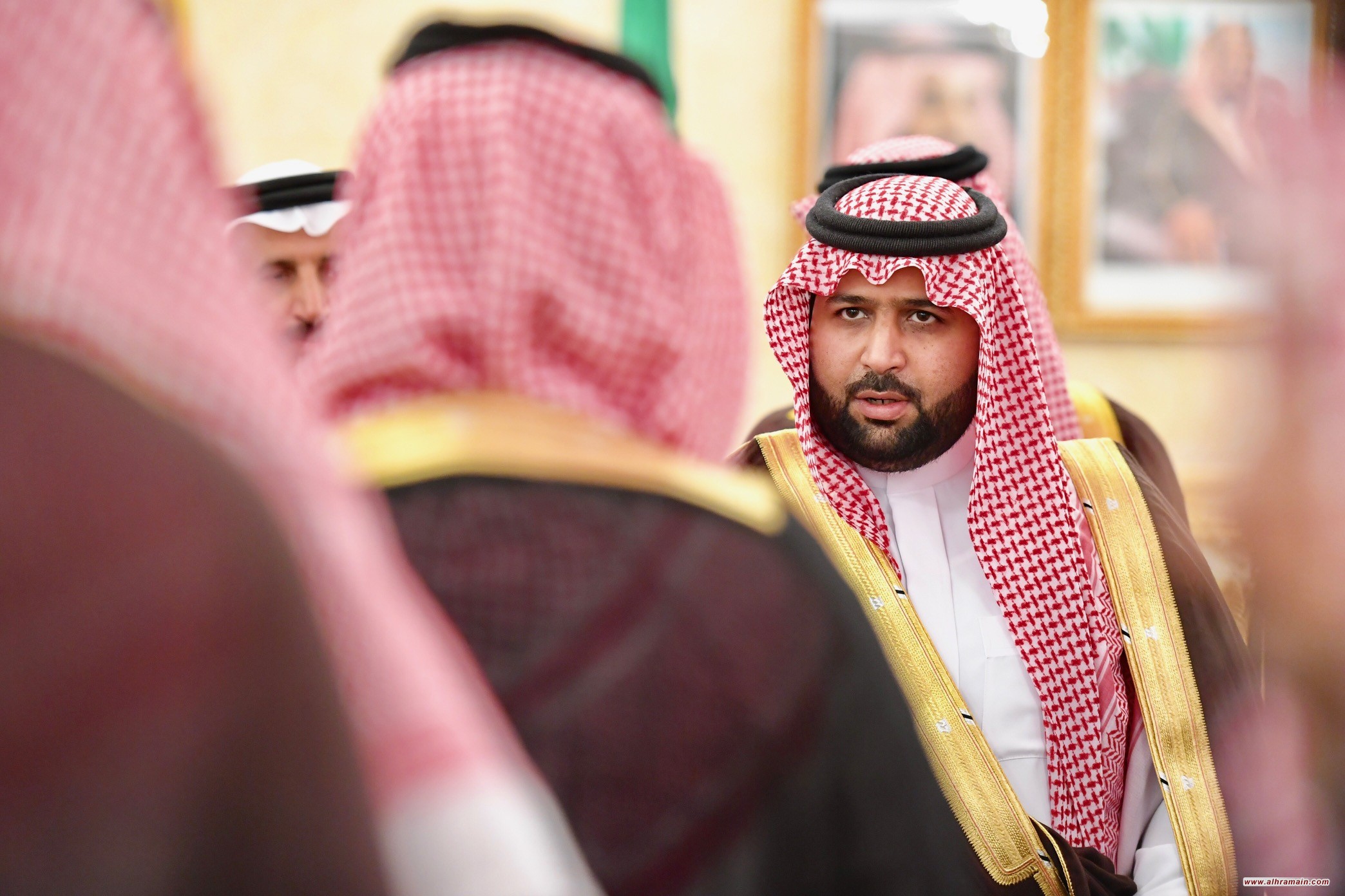 السلطات السعودية تحقق في إقامة حفل غنائي مختلط بجازان