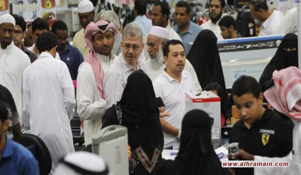 السعودية تضيف أعباء اقتصادية إلى معاناة المواطنين