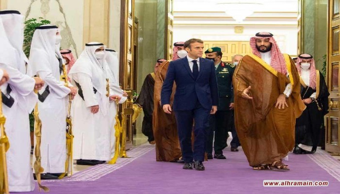 ف. تايمز: السعودية ربطت عودة الاتصالات مع لبنان بزيارة ماكرون