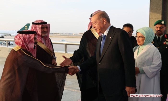 مع السعودية.. أردوغان يشيد بتوقيع بلاده أكبر صفقة تصدير بمجال الدفاع والطيران