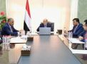 مجلس الرياض الرئاسي يستبق انفجار الوضع بمغادرة عدن