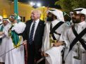 بعد استقبال ترامب بالخيول والرقصات في الرياض لن يسارع الى البصق في وجه السعودية ونقل السفارة الى القدس